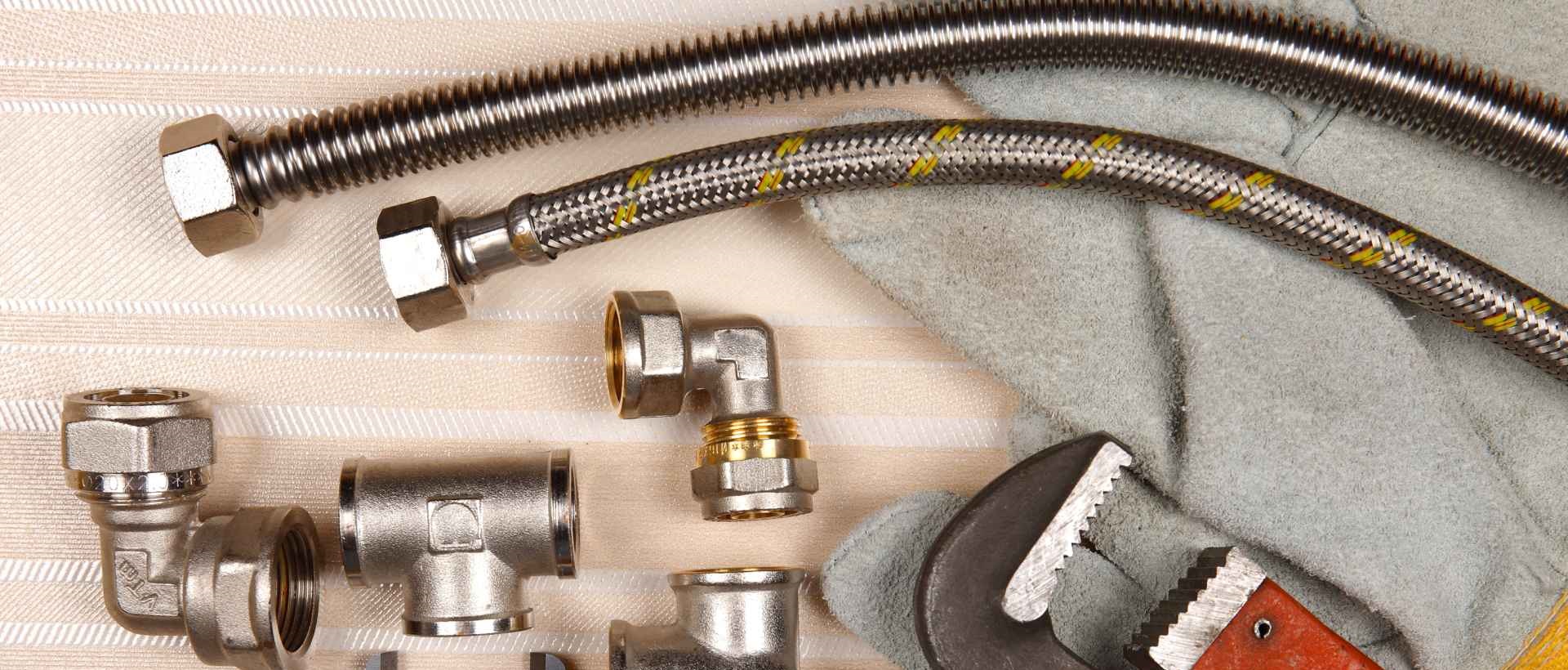 Emergency plumbers SM3